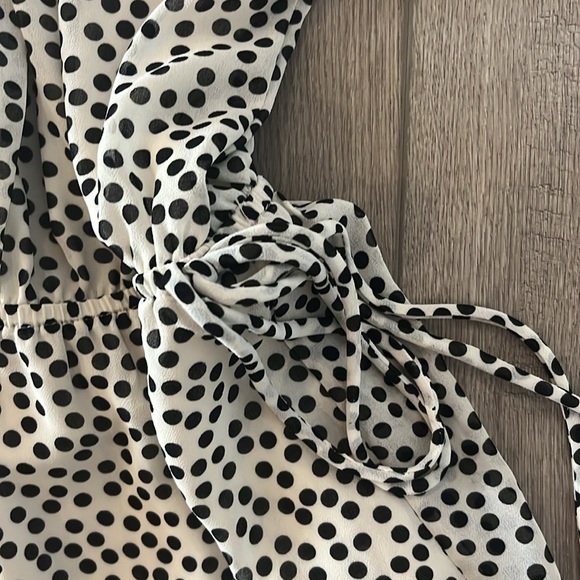 H&M long sleeved polka dot dress NWOT - Picture 3 of 8